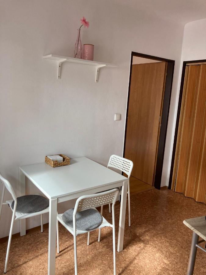 Apartman Centrum Йичин Экстерьер фото