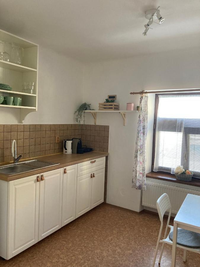 Apartman Centrum Йичин Экстерьер фото