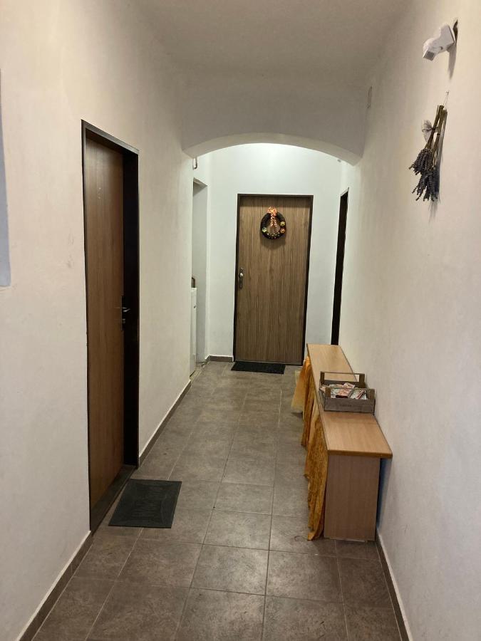 Apartman Centrum Йичин Экстерьер фото